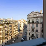 Nuovissimo Ed Elegante Appartamento, 5 Minuti A Piedi Dalla Stazione Centrale