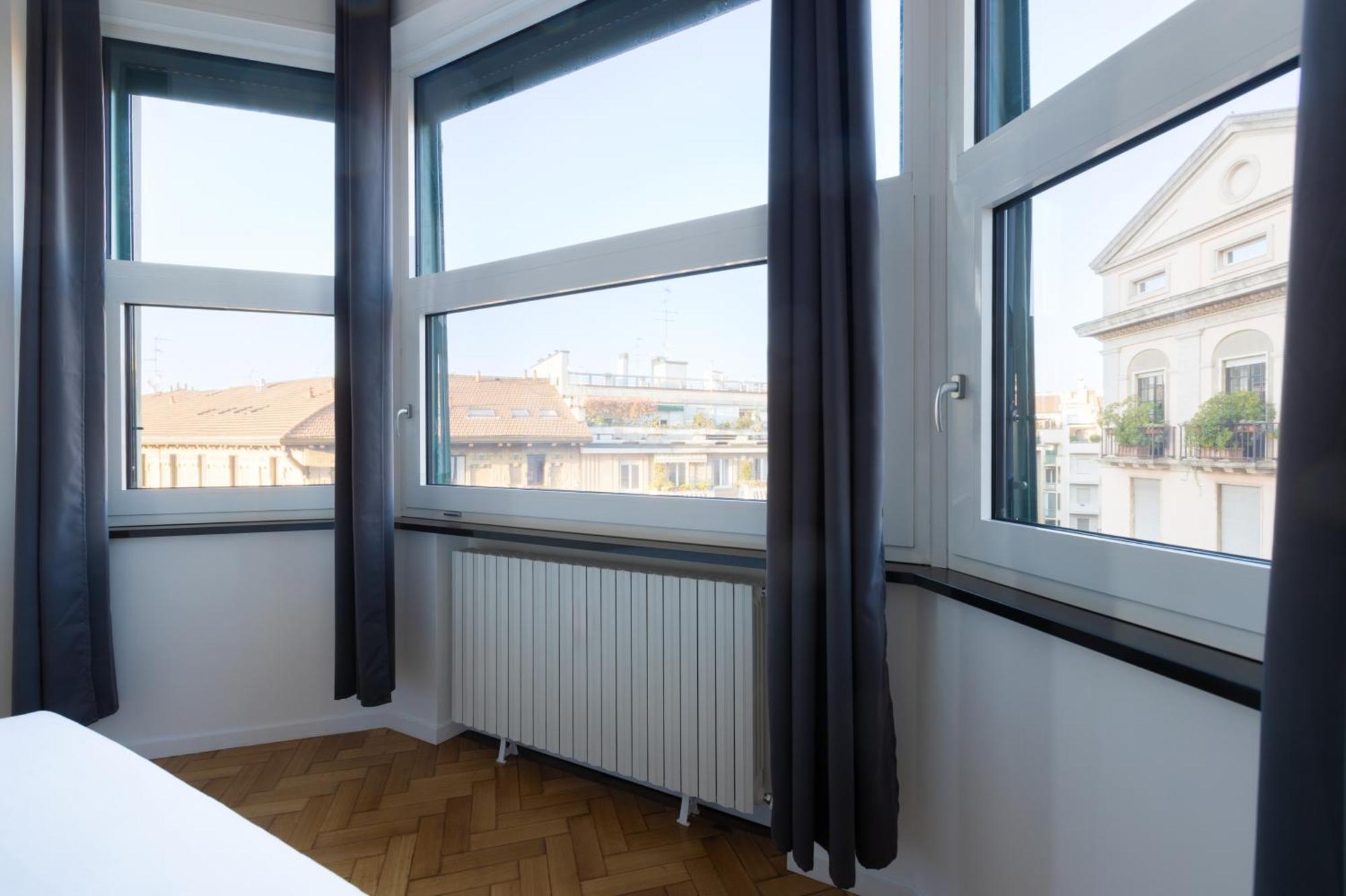 Nuovissimo Ed Elegante Appartamento, 5 Minuti A Piedi Dalla Stazione Apartment